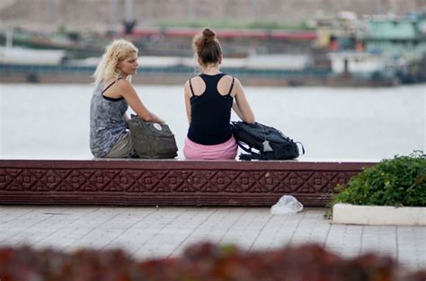 Blackjack scam a bust for tourists .